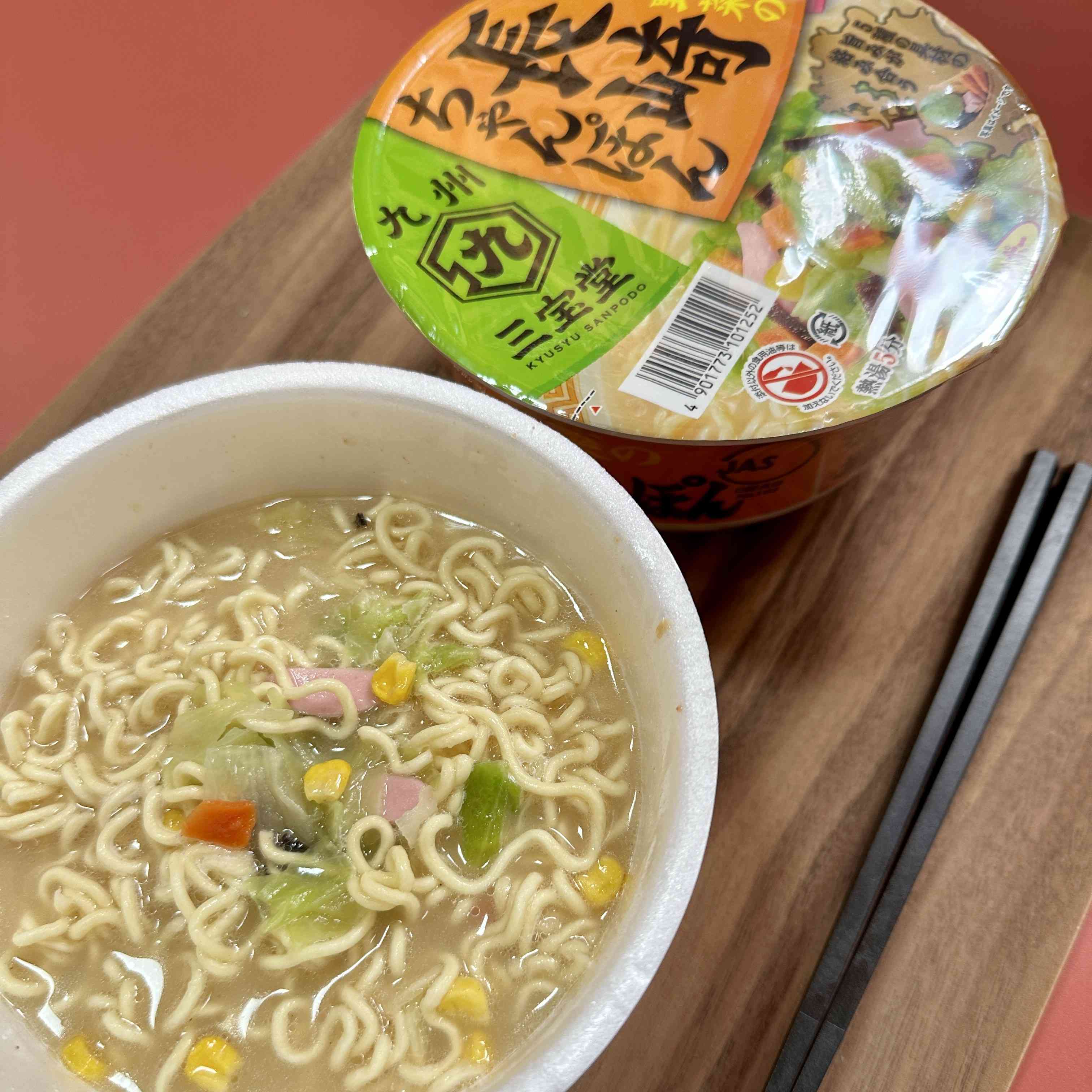 【サンポー】Kyushu Sanpodo　Nagasaki Champon　1piece　92ｇ　5minutes（Cup Noodles）